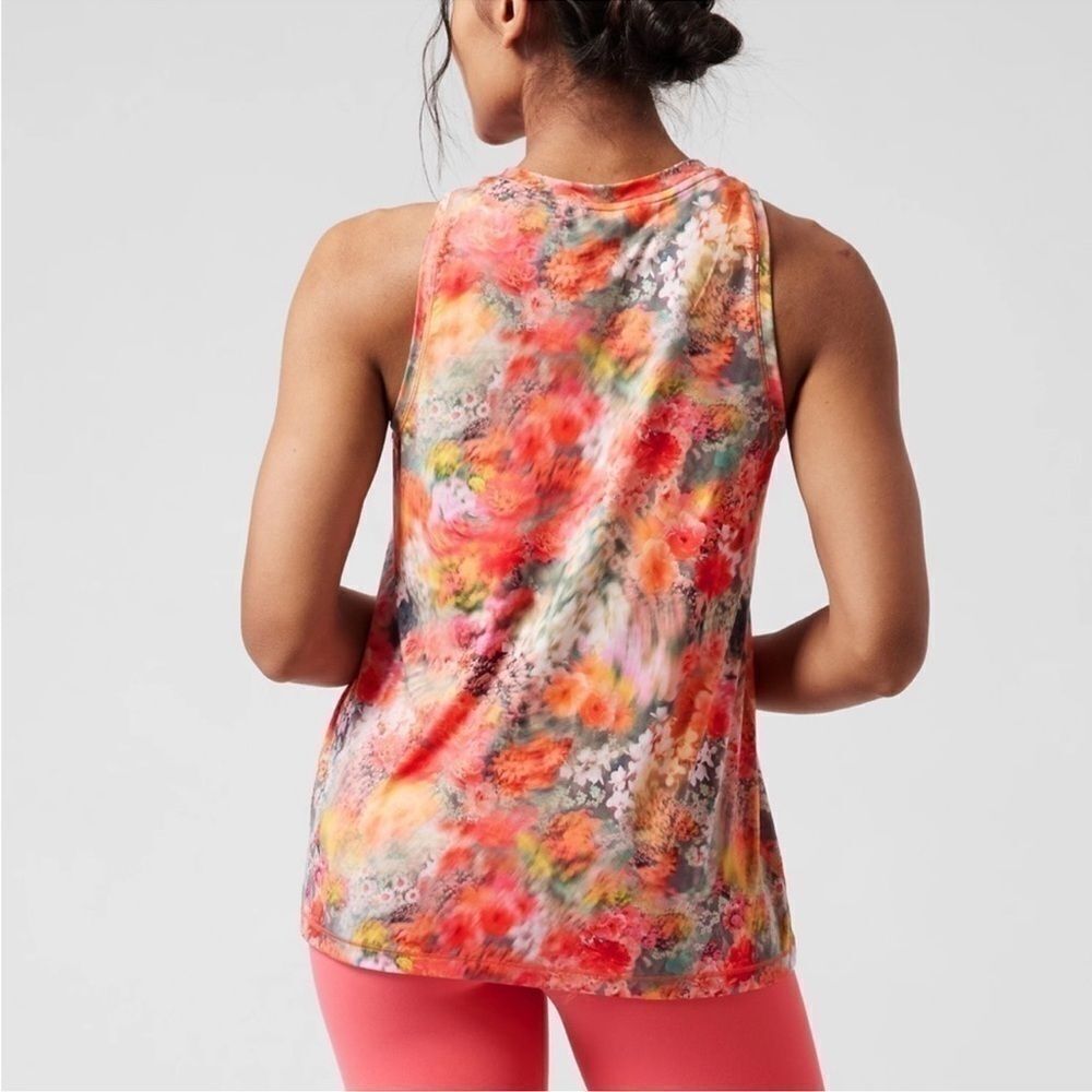 Athleta Camisole Raffinee
Zephyr Sleeveless Top Floral Pattern orange oversized - Picture 3 of 11